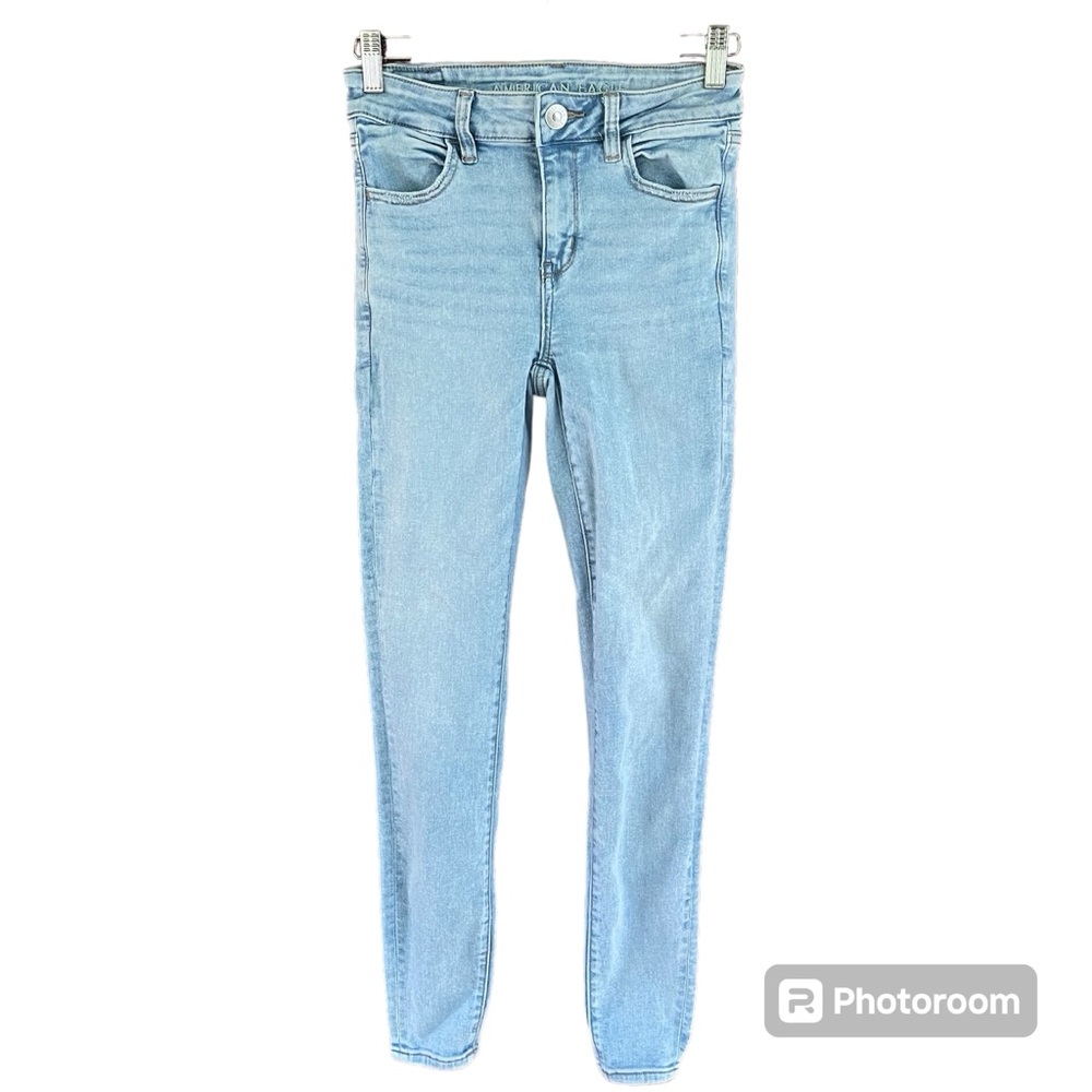 American Eagle Women’s High-Rise Leggings Size 4, Light Wash. Great Condition